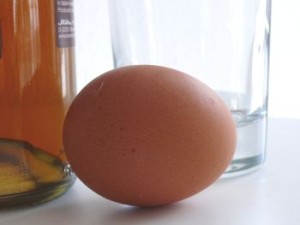 Eierschale und Essig 1